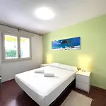 Adosado Ripolles Appartement *